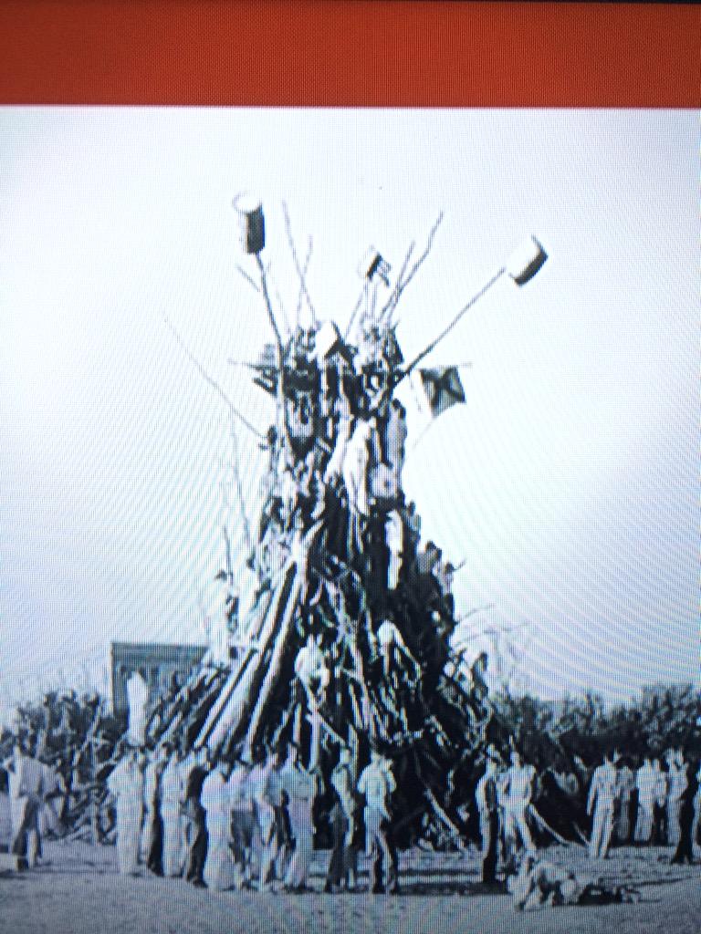 yungbobkennedy's tweet image. Holy shit, bonfire! #AggieEngineering