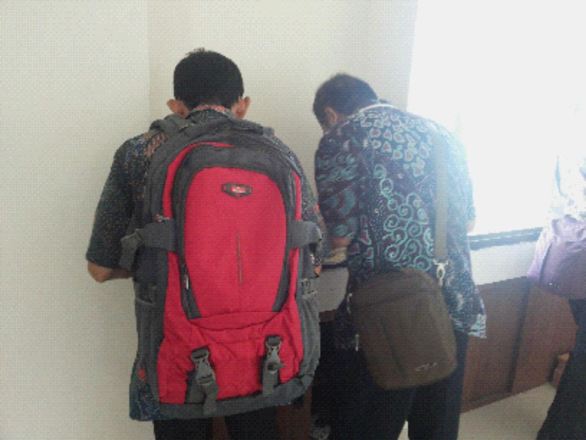 congidi75's tweet photo. Ini lagi ngapain ya? #fktik2015 @fktik2015 http://t.co/7fvllCqHgs