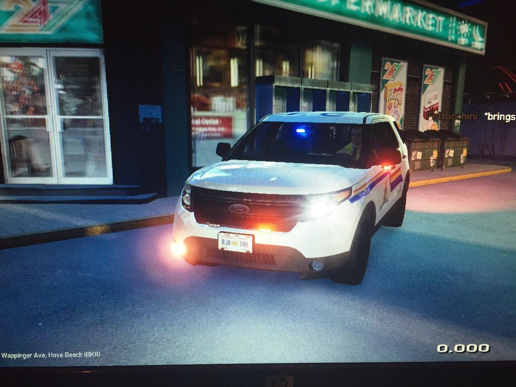 MG_ExactLeader6's tweet photo. Late night patrol @MountiesGaming #MountiesGaming http://t.co/gVRHdFbK0D