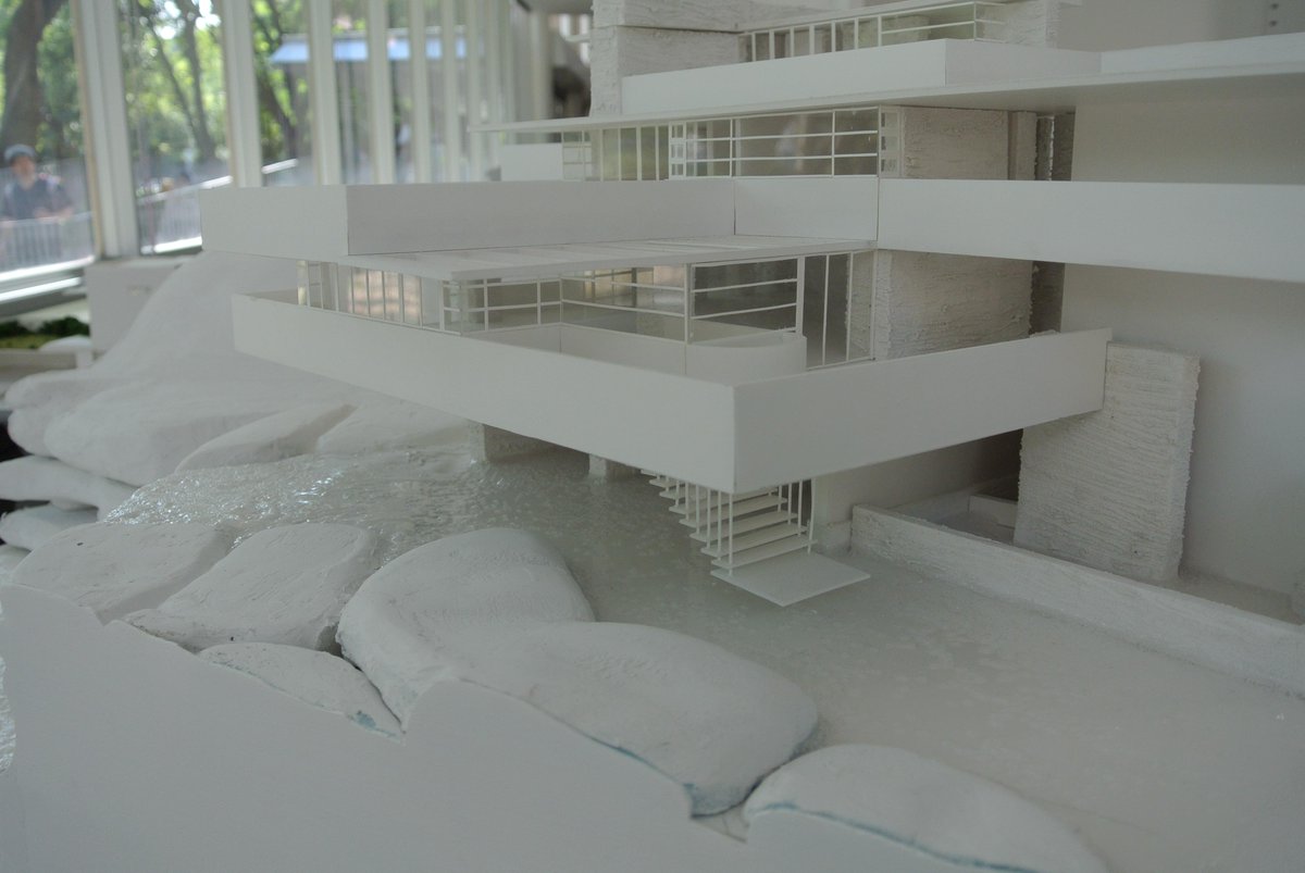 千葉大学アカデミック リンク 附属図書館 Auf Twitter 展示 本展示は工学部建築学科の皆さんが 授業で設計した建築模型を発表するというもの これから授業を履修する1年生の皆さんにもおすすめです 5月31日 日 まで楽しむことができます Http T Co Zswgmgtxpf