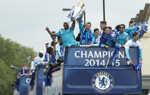 ChelseaFC_Japan's tweet photo. 凱旋パレードの詳細はこちら http://t.co/IReLCEDOrP #CFCParade http://t.co/EHoWytYNpU