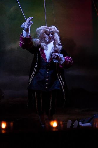 thehiddenroom's tweet photo. Brudermord fun fact:our puppet designs were based on this extant guy documented by Zack Lesser in Italy.#PuppetHamlet http://t.co/p09YRIP9ch