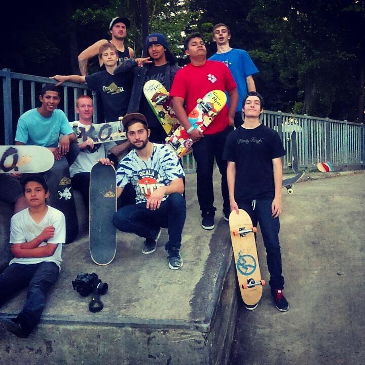 adam_Senpaiii's tweet photo. Everyone who was out there skating woodburn, it was a good day. S/O to @KnightOwlSkate and @SolidGoldSkate for hostin http://t.co/sB6sCfbBtb