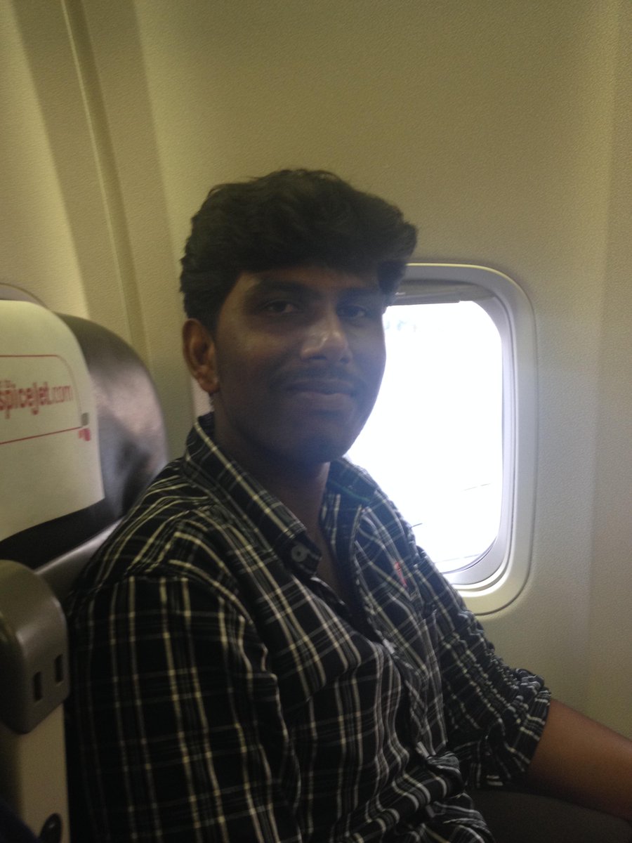 subashramaiah's tweet photo. My 1st journey in #SpiceJet  #10YearsOfSpiceJet @flyspicejet taken this from #Chennai to #Mumbai  Enjoyed well :-) http://t.co/o4vytsWCRn