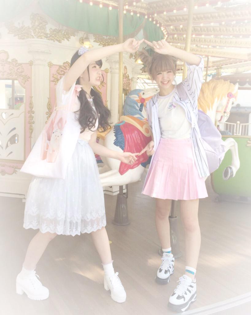 yulayula8's tweet photo. ゆらるんさつえい〜！⭐️
かわいいとこ〜たのしい！⭐️ http://t.co/HoDb1nUkXq