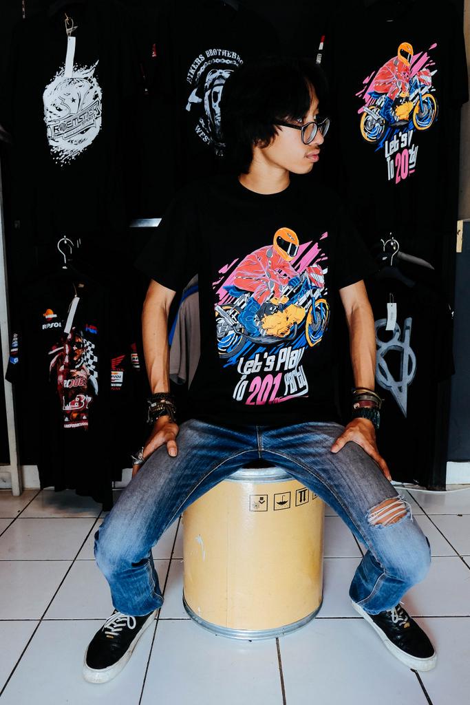 Order t-shirt DRAGBIKE size M/L/XL order ke 5488023A / 083820591996