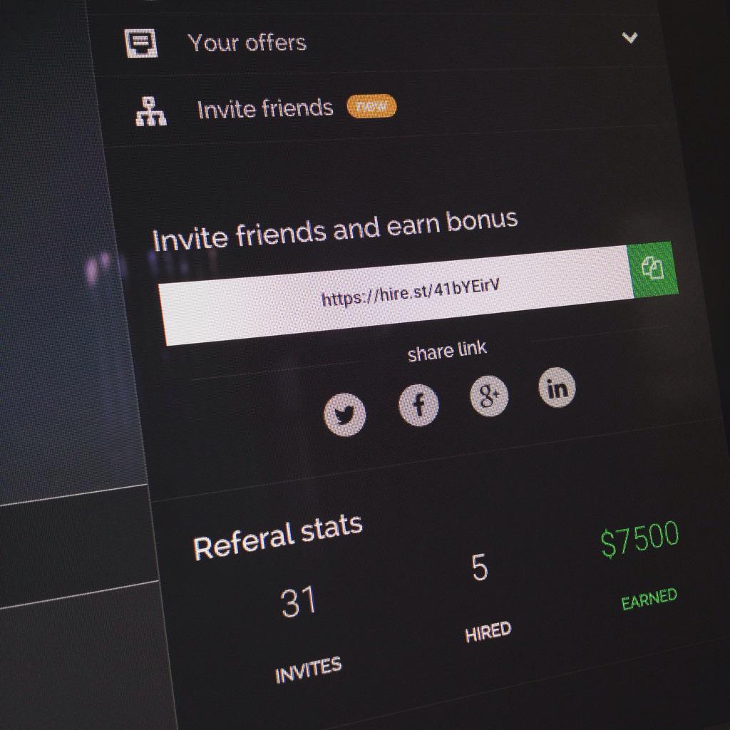hirestack's tweet photo. Everyone hired true  #hirestack and his refer earn 1500$. It's fear right ? :) https://t.co/GsBWkChAgx. #ux #app #IoT http://t.co/DXuc6U4qwb