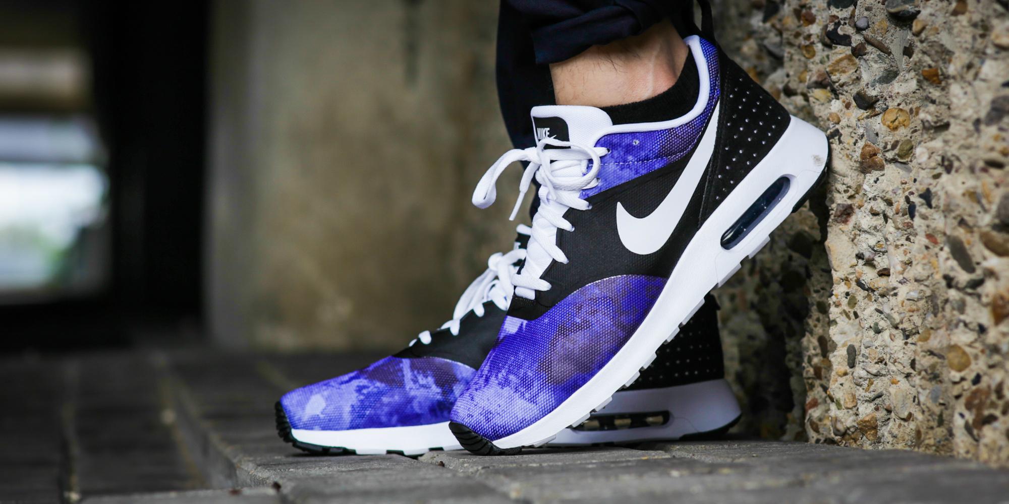 Foot EU på "Now available, exclusive Nike Air Max Tavas 'Tie Dye' http://t.co/pjscV4Klll" / Twitter