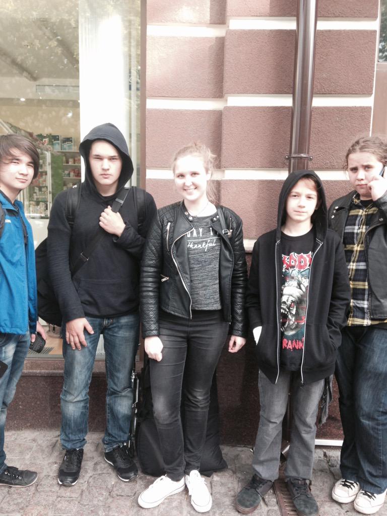 Kris_G16's tweet photo. Мечты сбываются 😍😍😍🎫#rock #metal #WildShadows #БогданТемченко http://t.co/0JbuGfJT87