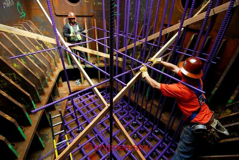 engineersmv's tweet photo. Coated rebars http://t.co/QWaRJdRB3e