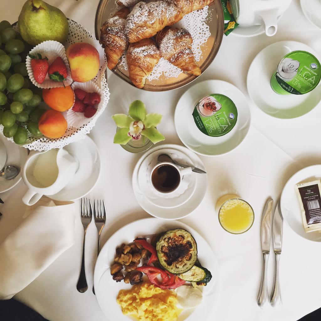 What a way to start the day. #grandhotelunionljubljana