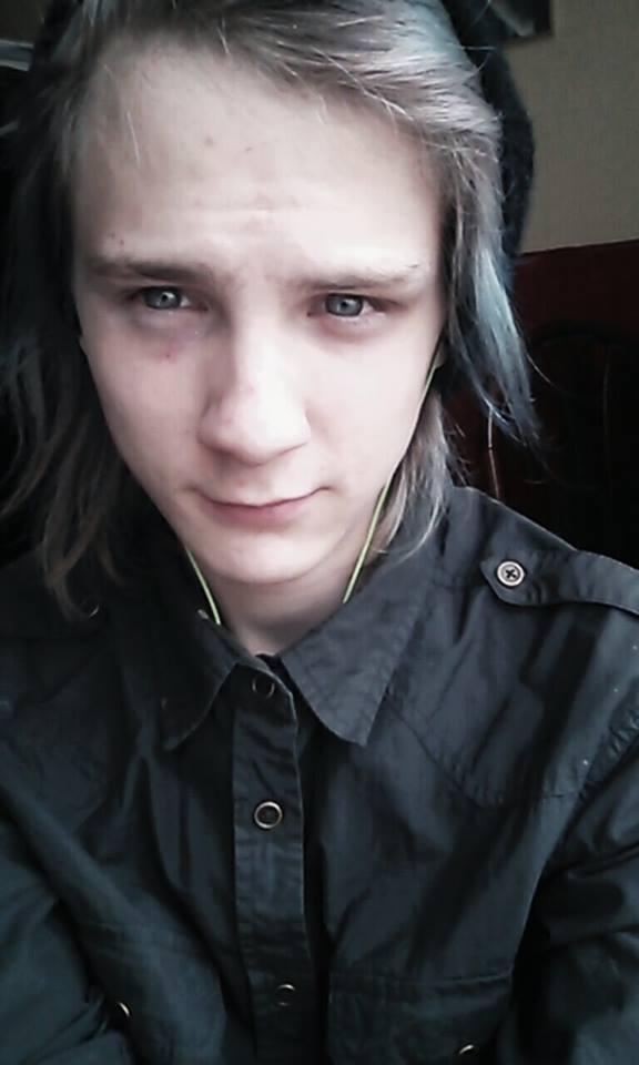 just woke up - sits on the porch drinking a cup of coffee reading messages_#openRP