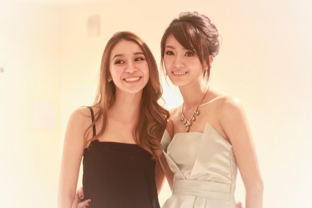 lailaploy's tweet photo. จะกลับอยู่แล้ว รูปคู่ก็มาซะงั้น 555
@hongyokgun @NanJiraAF10 
#YesOrNo2_5press #YesOrNo2_5 
#af10 http://t.co/61HfnAgXrV