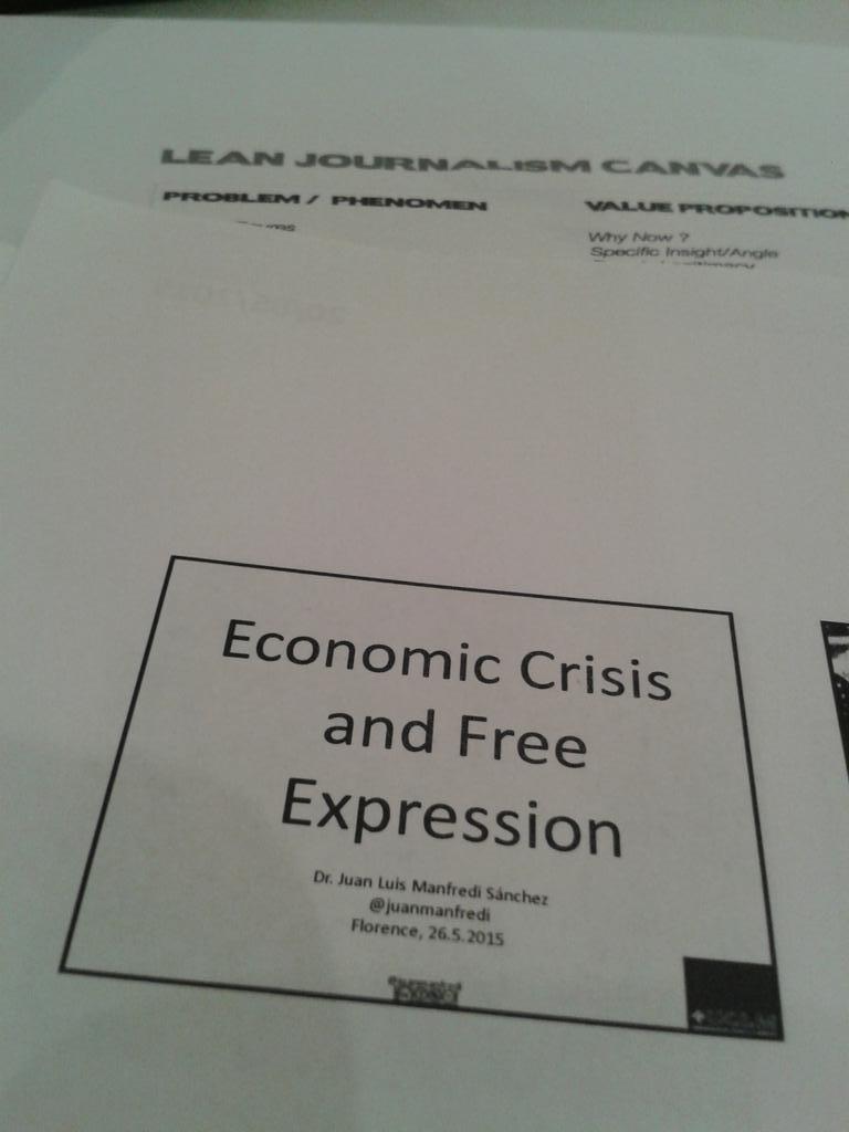 juanmanfredi's tweet photo. Economic crisis and free expression → using canvas to lean journalism #CMPF15 http://t.co/v8PXrV64bp