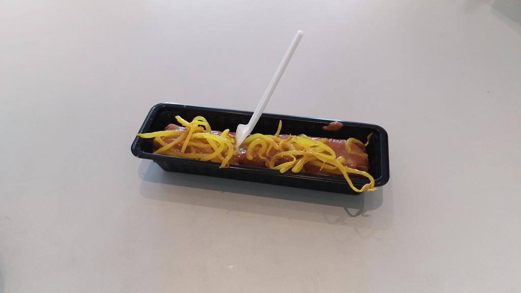 En terug van weggeweest de FRIKANDEL -KING-KONG  EN HAMBURGER KING-KONG