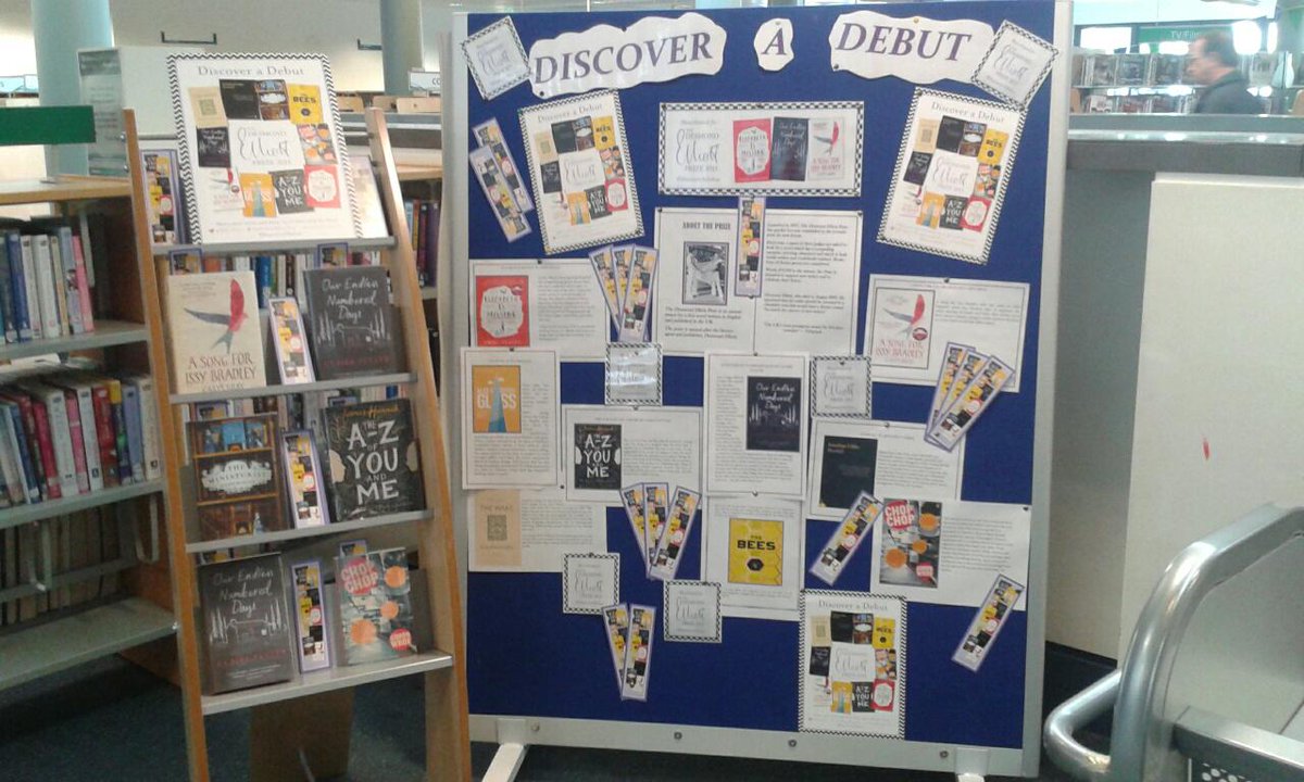 readingagency's tweet image. Lovely @DElliottPrize display from #ShoreditchLibrary - helping readers to #DiscoverADebut! Share your displays too!