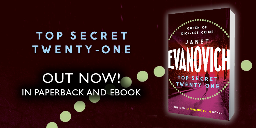 headlinepg's tweet photo. Out now in paperback: #TopSecretTwentyOne by @janetevanovich – the queen of kick-ass crime! http://t.co/rKVsVEnH1D