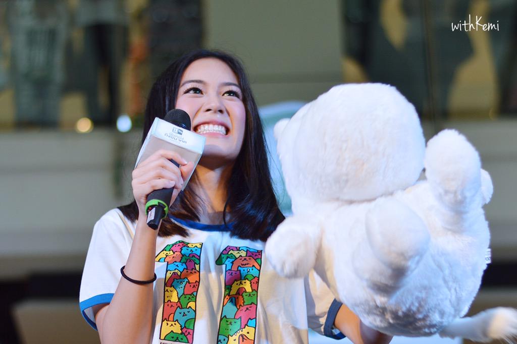 SJJD805's tweet photo. ☺️ #kemisarabelle #11THGTH http://t.co/XlWntmkcHW