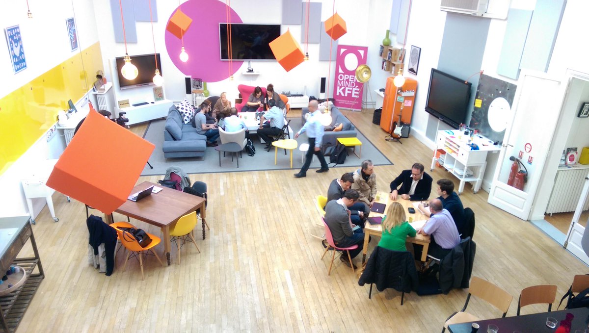 rbiquillon's tweet photo. #natixis à la rencontre des #startups pour le #challengeIdeation avec #yoomap @Yoomap http://t.co/a0HBFQZbKv