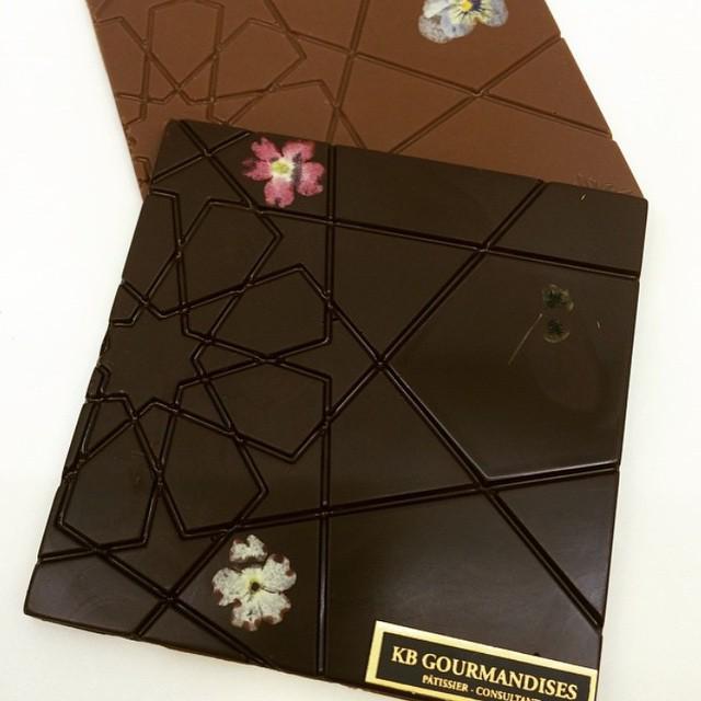 2dayswork's tweet photo. Chocolate tablettes by @karim.bourgi - #pastryheroes #pastry #chocoholic #chocolate #chocolatier #confiseur #milkch… http://t.co/R70P70Np6k