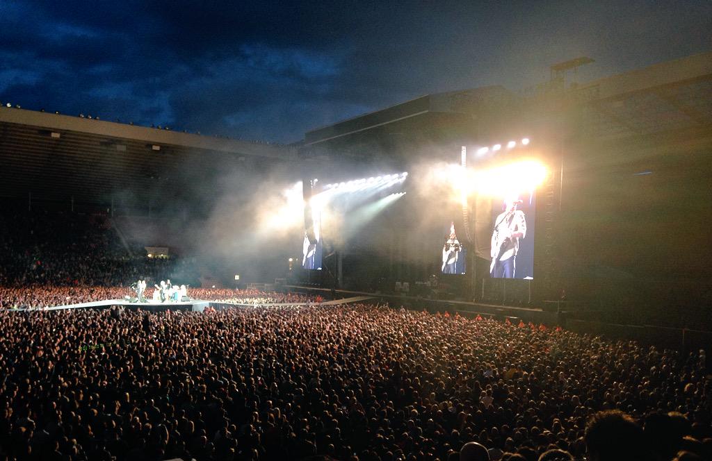JamesMRowlands's tweet photo. Foo Fighters and @KaiserChiefs were magic last night in Sunderland #FoosAtSoL http://t.co/AH0yiLp153