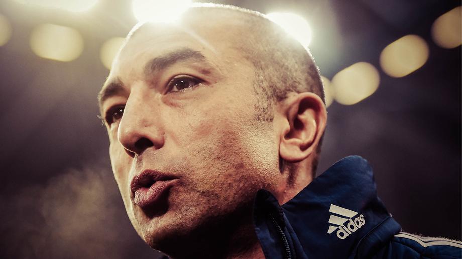 Bundesliga_EN's tweet image. Change!

More on the news that @s04_en and head coach Roberto #DiMatteo have parted ways 

bndsl.ga/LUl84
