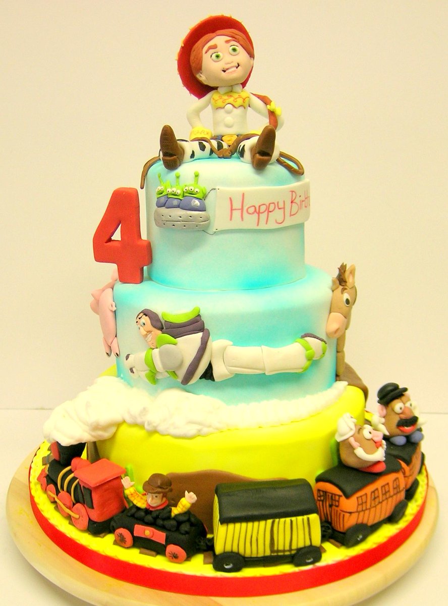 wackycakes's tweet photo. Toy Story Chocolate cake all characters handmade and edible
I loved making this Tina x http://t.co/6hlFPE0vyc