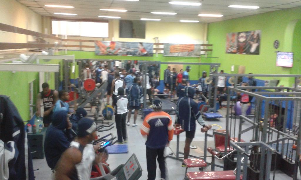 EstacadaGym's tweet photo. Hoy nos visita la selección de Fiji Rugby. http://t.co/seCZSCXW3O