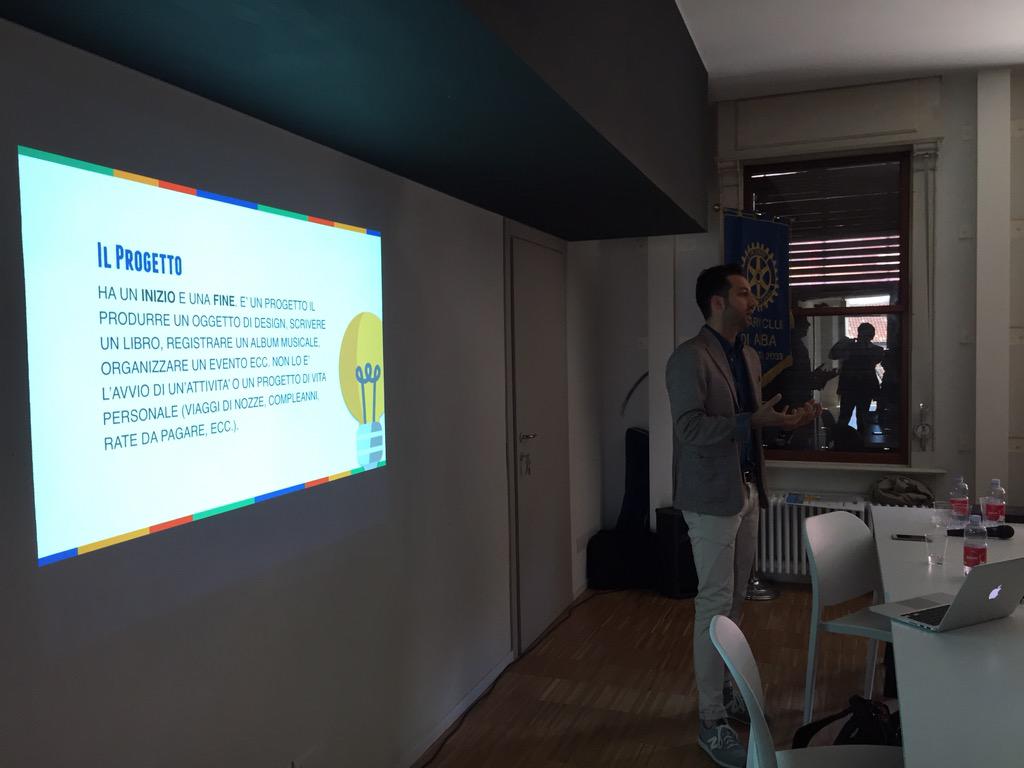 jobmayday's tweet photo. #jobmayday Crowdfunding? Diamo credito al lavoro... In maniera innovativa! http://t.co/eoQzLdodAJ