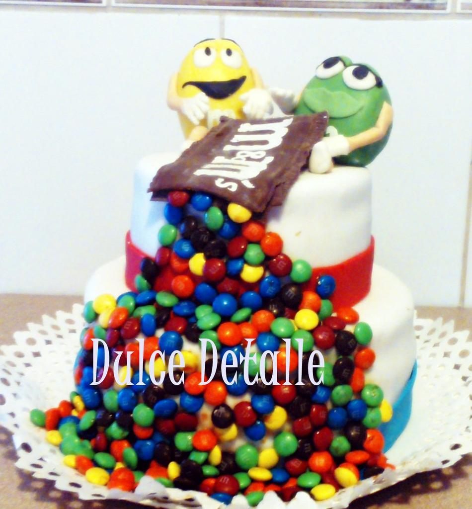 Torta M&amp;M's #DulceDetalle RT! <a href="/DonDatos/">Publicidad Chile</a>