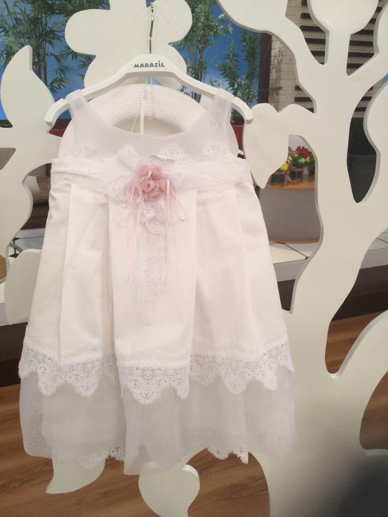 Eleni_AlphaTV's tweet photo. 💗💗💗Καντε retweet στην φωτο και κερδιστε το φορεμα!!! Marasil🎀 http://t.co/ZgfxdaMaxU