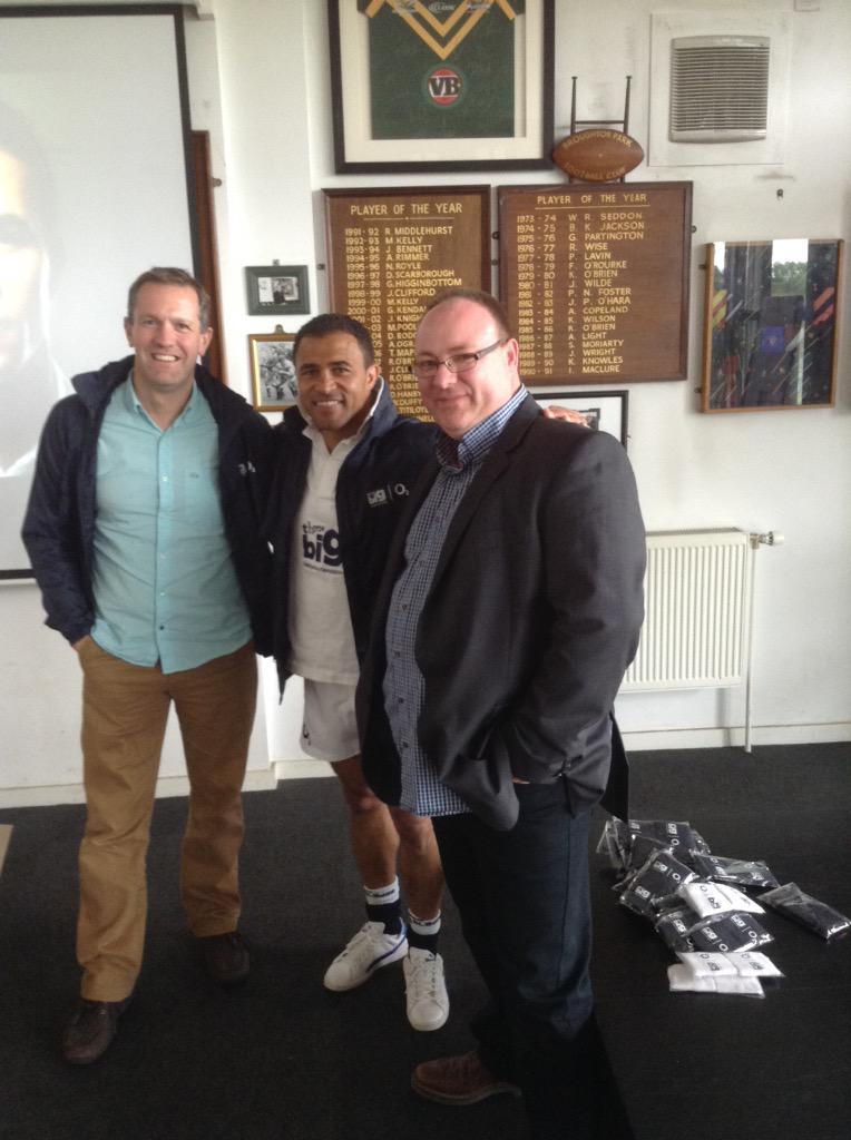 SteveBaker1972's tweet photo. @GoThinkBig guys having a great time with Jason Robinson in Manchester http://t.co/Q6GtEhJKwd