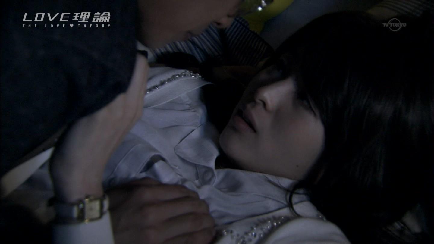 Boyaid 近年まれにみるお色気シーン満載ドラマ Love理論 若手実力派女優 清野菜名が胸を揉まれるベッドシーンなど Http T Co Iye1erzoxd 芸能 Http T Co M9pjuwq9kr Twitter