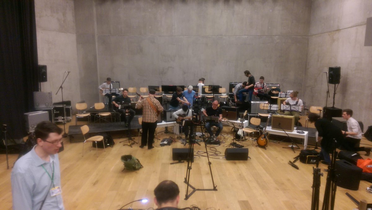 MusicotopiaUK's tweet photo. 17 electric #guitarists rehearse #TerryRiley In C @Nottm_Contemp @adrianutley @LudiQuartet  + Nottm new artists group http://t.co/nc1YS7YOXF