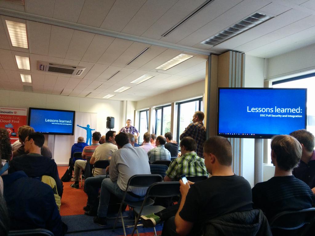 wjvdg83's tweet photo. Lessons learned DSC with @bgelens @DuPSUG #DuPSUG http://t.co/xJCcg2leK9