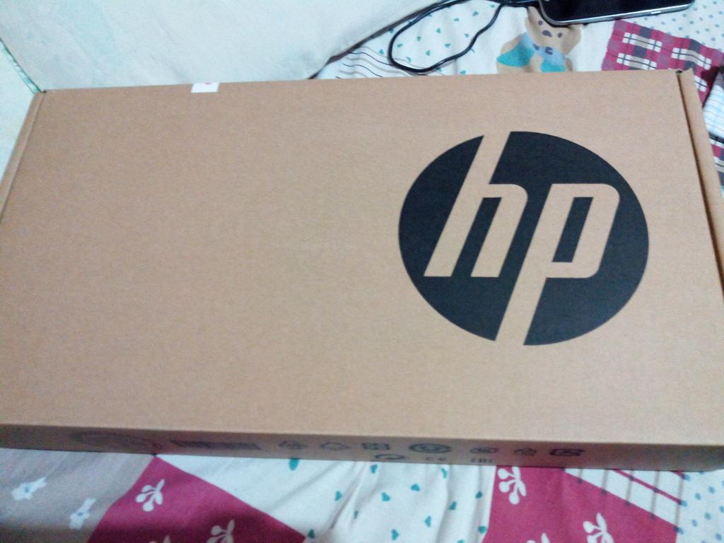 lanadelralph's tweet image. IT&apos;S HERE!!!!!!! #hpstream11