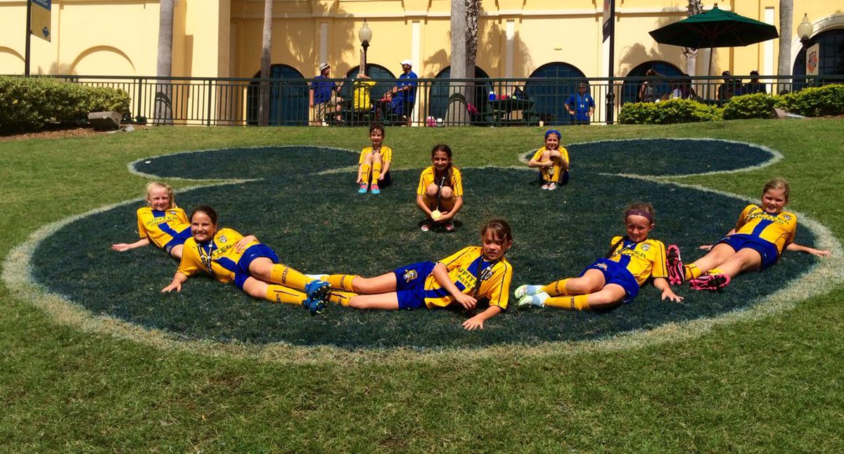 JupiterUnitedSC's tweet photo. Jupiter United U10 Blue Girls are Disney Champs!! #EWWS #DISNEY #SOCCER #BOOM http://t.co/ADVjwybu0F