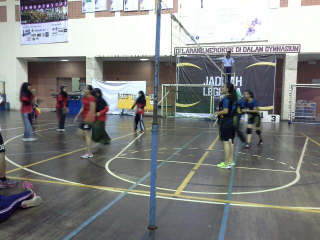 Semifinal voli putri FMIPA vs TPB. skor sementara set 1 9-10 <a href="/gegana18/">Gegana 18</a> <a href="/bemtpbipb1/">KABINET BERSAMA</a> #OMI2015