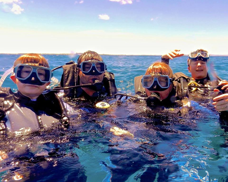 exploretravel1's tweet photo. 27 Lifesaving Travel Tips: Essential travel tips for traveling abroad. by John http://t.co/Y0MHcqMMPY … via @amazon http://t.co/HqRAutb9ri