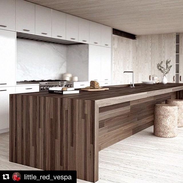 sminteriors's tweet photo. #Repost @little_red_vespa with @repostapp.
・・・
Enough of a statement for you? Design by Bates Masi. #kitchen #kitch… http://t.co/8X1fPqLBuV