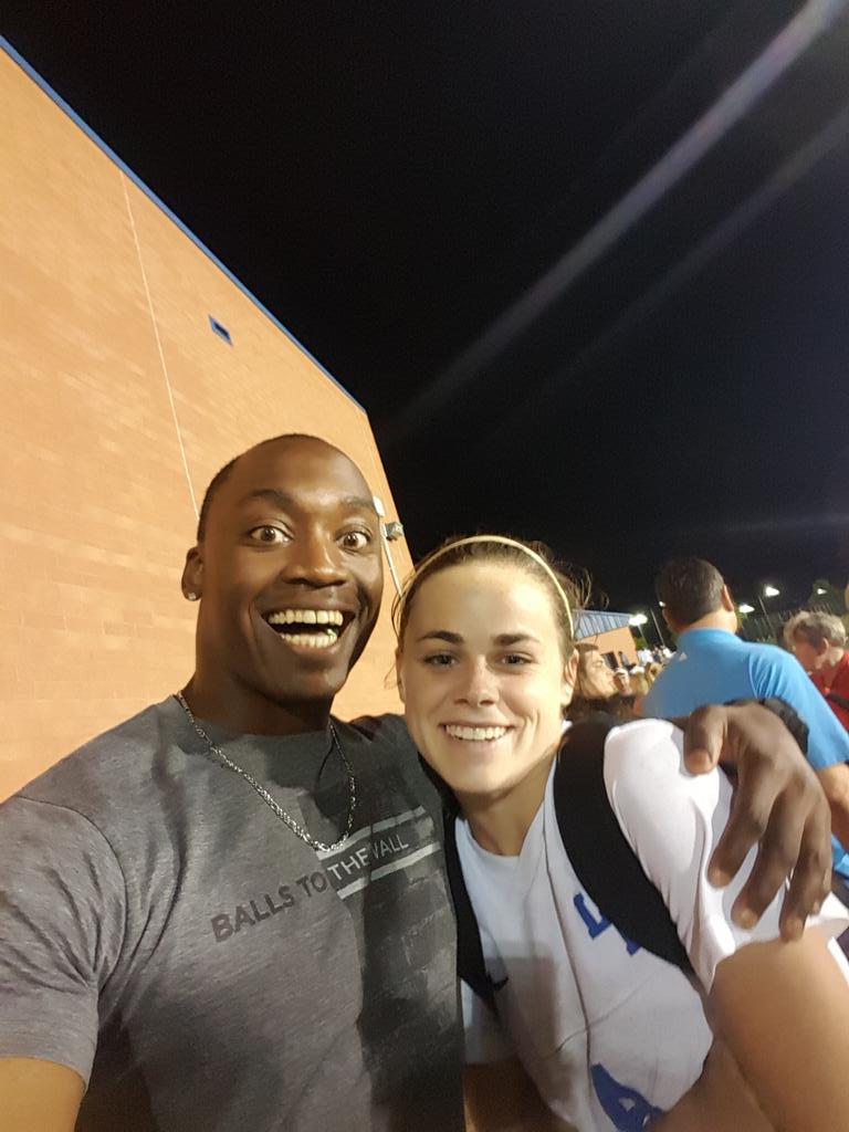 77EliteSpeed's tweet photo. Selfie tweets! @CamiCouch1 @rileyorr_ @sammistoney16 http://t.co/Xj083IGGqh