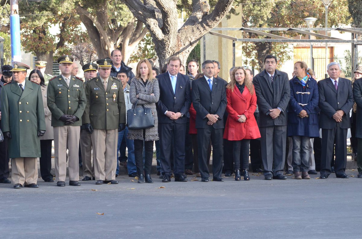 RuedaDiputado's tweet photo. En el Acto del 25 de Mayo de mi Tunuyán querido !!! Felicidades !!! http://t.co/OhDmIMB2lt