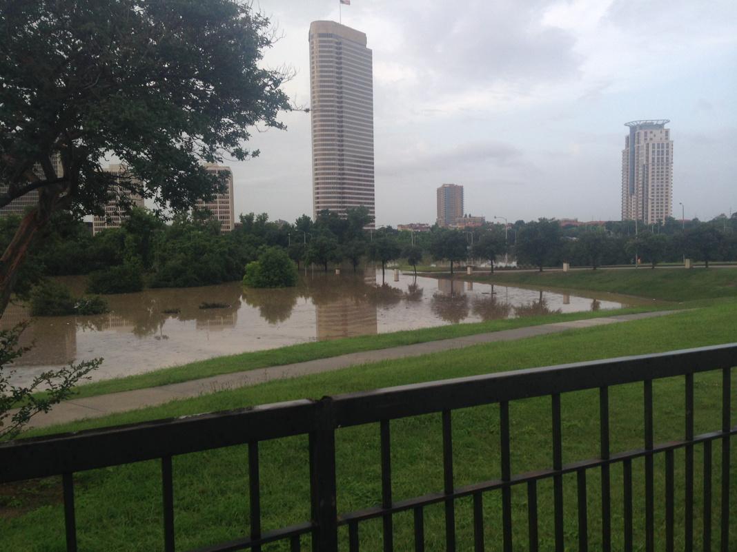 willcmcc's tweet image. Spotts Park #houstonflood