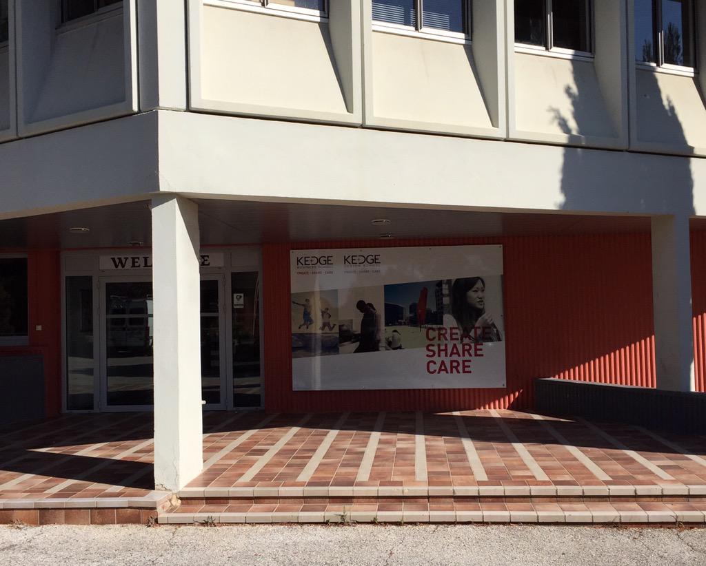 JAKOB_72's tweet photo. Seriousconcepting @KedgeBS Toulon http://t.co/8uG9Y2veRZ