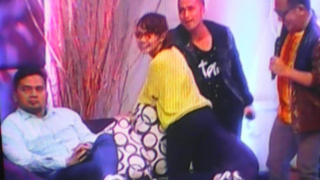 Dudududuu ... <a href="/saipul_jamil/">Saipul Jamil SH</a> <a href="/Rina_Nose/">Rina Nose</a>