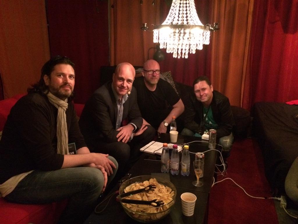 AnneEricsson's tweet photo. Backstage #vfm15 http://t.co/zUfKywUd5L