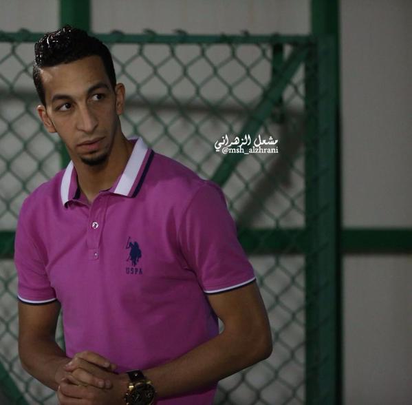 130Ibra's tweet photo. اسلام سراج بالنادي الأهلي اليوم ، لإستكمال التسجيل و ايضاً حضر للتمرين لتحفيز اللاعبين مع فهد بن خالد 💚 http://t.co/SaDhglq16p
