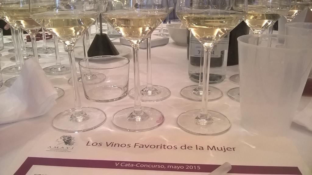 Lujazo de momento..... Unidas por el vino