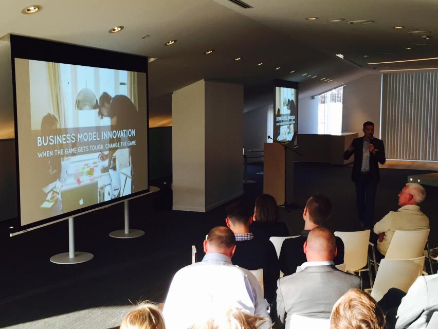 pvanloij's tweet image. Van #Revolve15 naar @JCI1828 ReWind @cubigo @houbeng #lastchapter