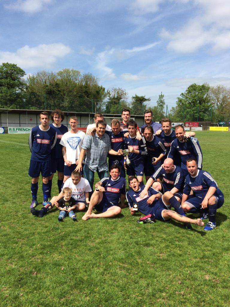 JadonBlues's tweet photo. Jadon win the first of their four trophies #quadruple #painistemporary #onceablue #yabbadabbadoo http://t.co/DsoxLuqGWP